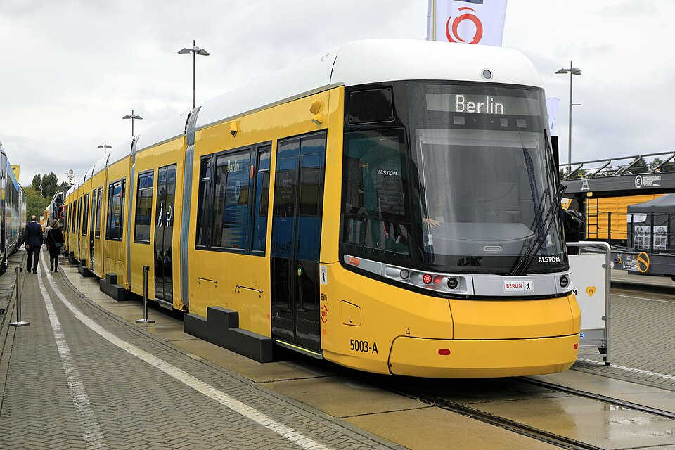 Trams too heavy for Berlin